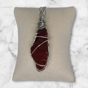 Pendentif inique en Jaspe rouge